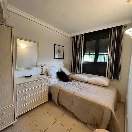 Hébergement de vacances Cosy Three Bedroom In